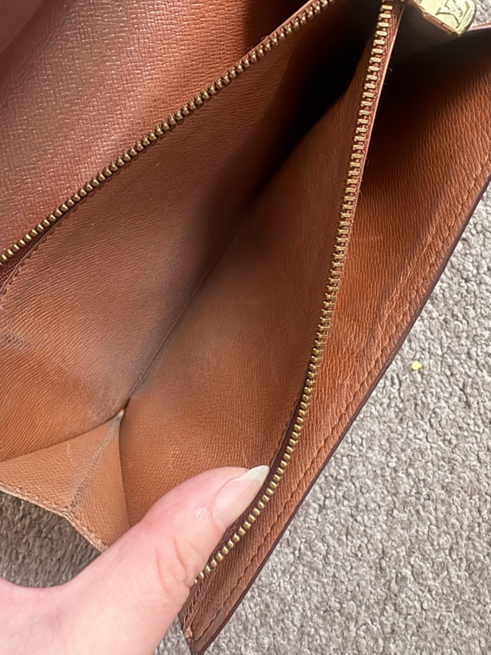 Auth Louis Vuitton Monogram Sarah wallet - Picture 6 of 14
